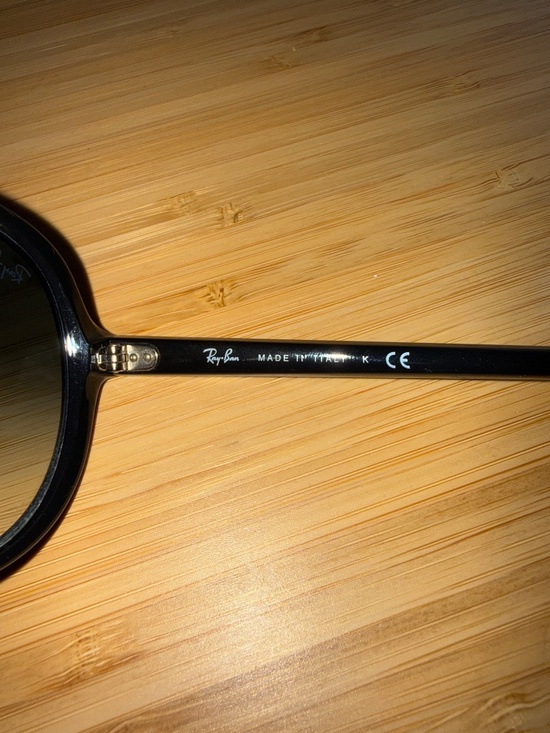 Ray-Ban 4125 - Cats 5000 Sunglasses in Black with Clear Gradient Blue Lenses main image 6